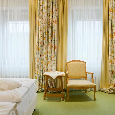 Central-hotel Kaiserhof Hotel