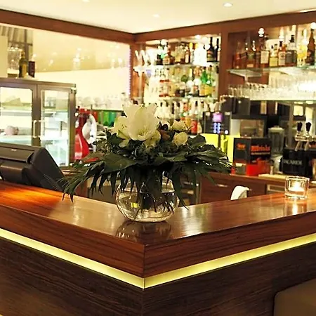Central-hotel Kaiserhof Hotel 4*