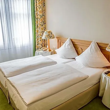 Central-hotel Kaiserhof Hotel