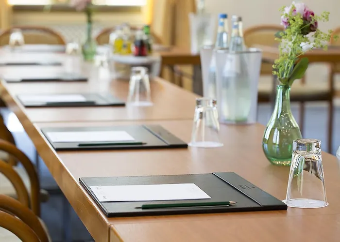 Central-hotel Kaiserhof 4*