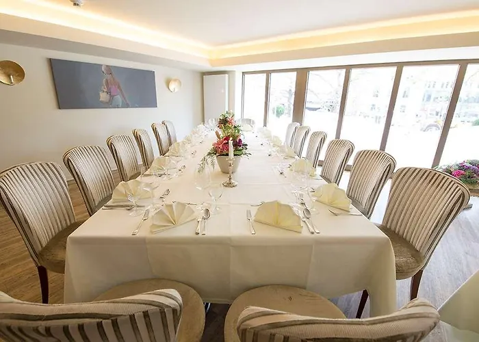 Central-hotel Kaiserhof Hotel 4*