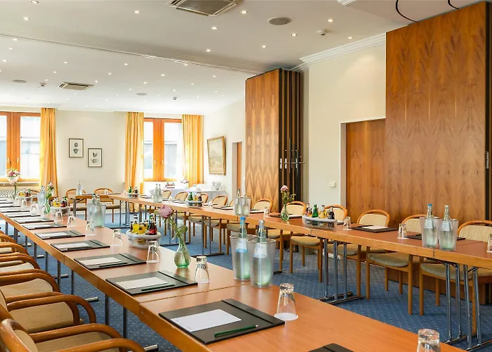 Central-hotel Kaiserhof 4*