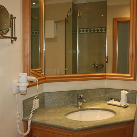 Hotel Central-hotel Kaiserhof 4*