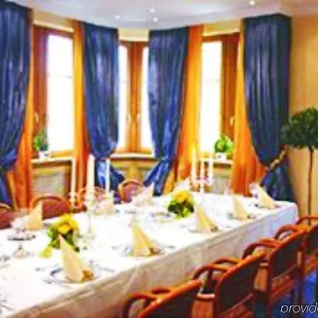 Central-hotel Kaiserhof 4*